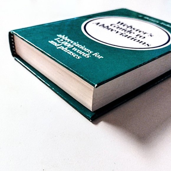 Webster's Guide to Abbreviations ~ 1985 Hardcover ~ Pocket-Size Ref. Book ~ EVC - Picture 6 of 12
